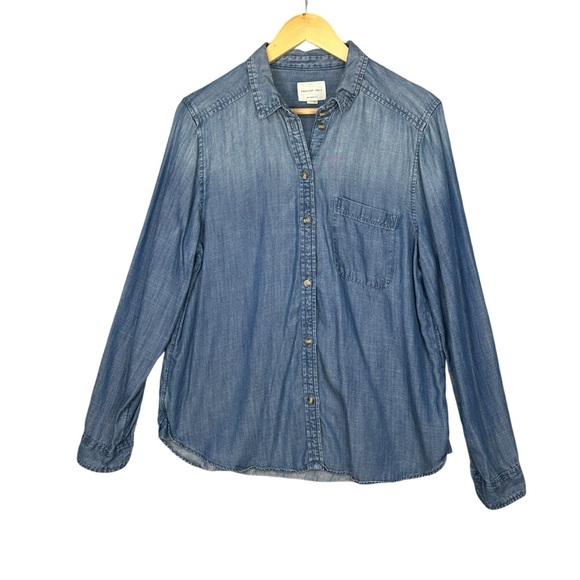 American Eagle Outfitters Tops - American Eagle Denim Women’s Jean Shirt Blue Boyfriend Fit Size Large